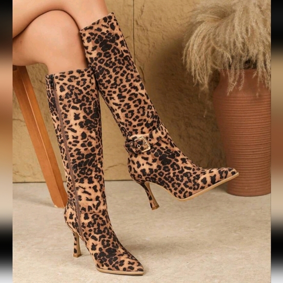 Women's French Pointed Toe High Heel Over-The-Knee Riding Boots With Buckle - Picture 1 of 6